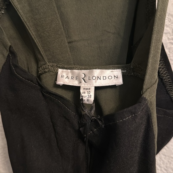 Rare London Green/Black Form Fitting Cross-Back Dress with Gold Buckle Details - Picture 5 of 10